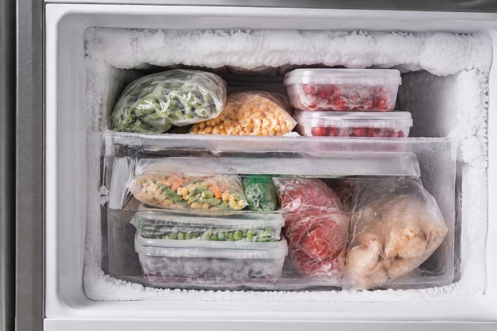 Не холодить морозильна камера – морозильне відділення з льодом та продуктами